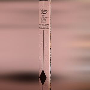 Charlotte Tilbury Lip Cheat Reshape & Resize Lipliner Pillow Talk 2 Medium